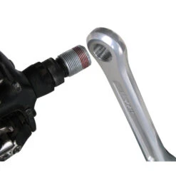 Kit De Réparation Filetage Manivelle De Pédale 5/8"x24 Tpi PE-04700 VAR -Lecyclo Vélo Promos Boutique Kit reparation taraudage manivelle var 4