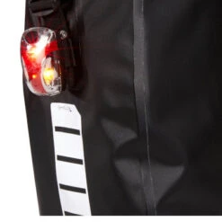 Double Sacoche Jaune Sur Porte-bagages 25L Shield Pannier Thule -Lecyclo Vélo Promos Boutique double sacoche jaune sur porte bagages 25l shield pannier thule full 5