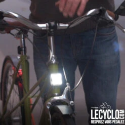 Eclairage Avant Vélo LED 200 Lumens Blinder X Knog -Lecyclo Vélo Promos Boutique eclairage avant velo led 200 lumens blinder x knog full 6