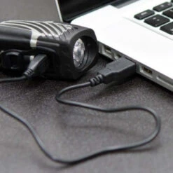 Eclairage Avant Vélo LED NiteRider Lumina Micro 900 Lumens -Lecyclo Vélo Promos Boutique eclairage avant velo led niterider lumina micro 900 lumens full 3