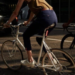 Feu Stop Arrière Vélo Automatique USB Burner Brake -Lecyclo Vélo Promos Boutique feu stop arriere velo automatique usb burner brake full 5