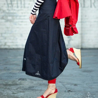 Jupe Imperméable De Vélo Pour Cycliste Femme Rainwrap - Navy – Image 2