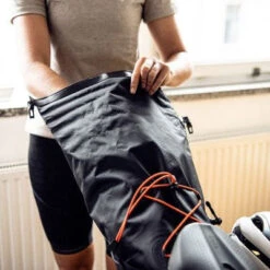 Sacoche De Selle étanche Noir Mat Bikepacking Ortlieb -Lecyclo Vélo Promos Boutique sacoche de selle etanche noir mat bikepacking ortlieb full 5