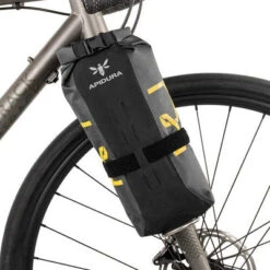 Sacoche Fourche Vélo Apidura Expedition Pour Bikepacking 4.5 L -Lecyclo Vélo Promos Boutique sacoche fourche velo apidura expedition pour bikepacking 4 5 l full 3