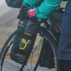 Sacoche Fourche Vélo Apidura Expedition Pour Bikepacking 4.5 L -Lecyclo Vélo Promos Boutique sacoche fourche velo apidura expedition pour bikepacking 4 5 l full 6