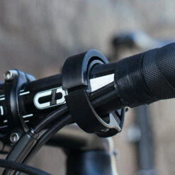 Sonnette Pour Vélo Classic Large Noire Knog Oi -Lecyclo Vélo Promos Boutique sonnette pour velo classic large noire knog oi full 3