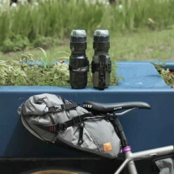 Stabilisateur De Sacoche De Selle Bikepacking Woho -Lecyclo Vélo Promos Boutique stabilisateur sacoche de selle woho 1