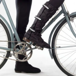 Sur Chaussures Leggits Imperméables Vélo Pour Femme - Noir -Lecyclo Vélo Promos Boutique sur chaussures leggits impermeables velo pour femme noir full 3